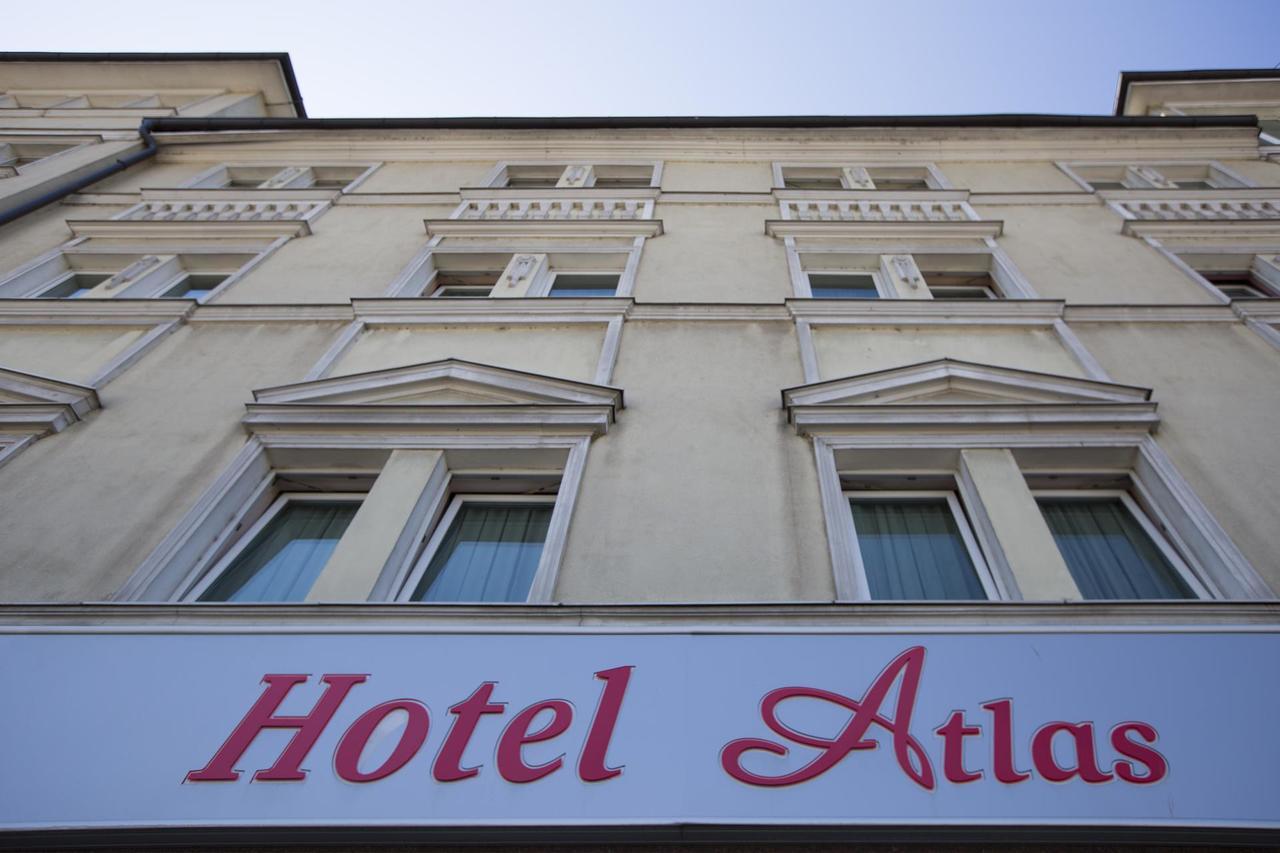 Hotel Atlas Novi Pazar Luaran gambar
